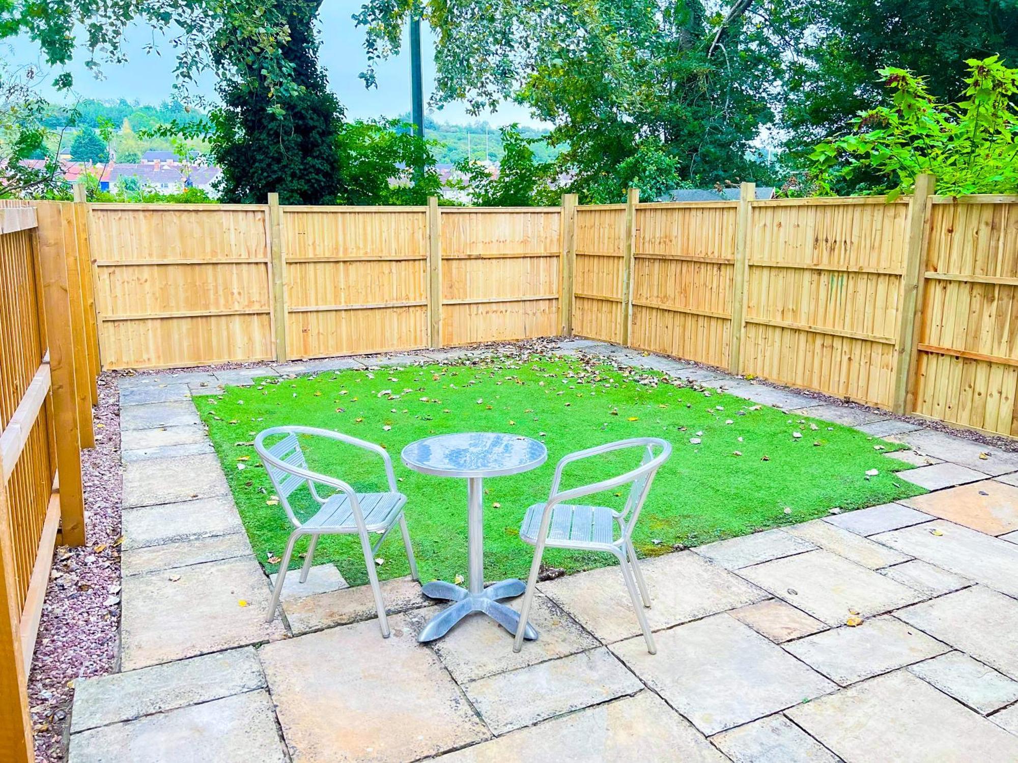 Boutique Townhouse - Sleeps Up To 8 - Perfect For Families & Groups! Leilighet *